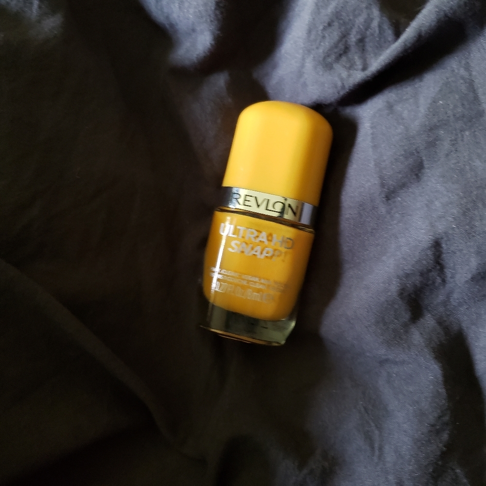 new! revlon ultra HD snap nail polish